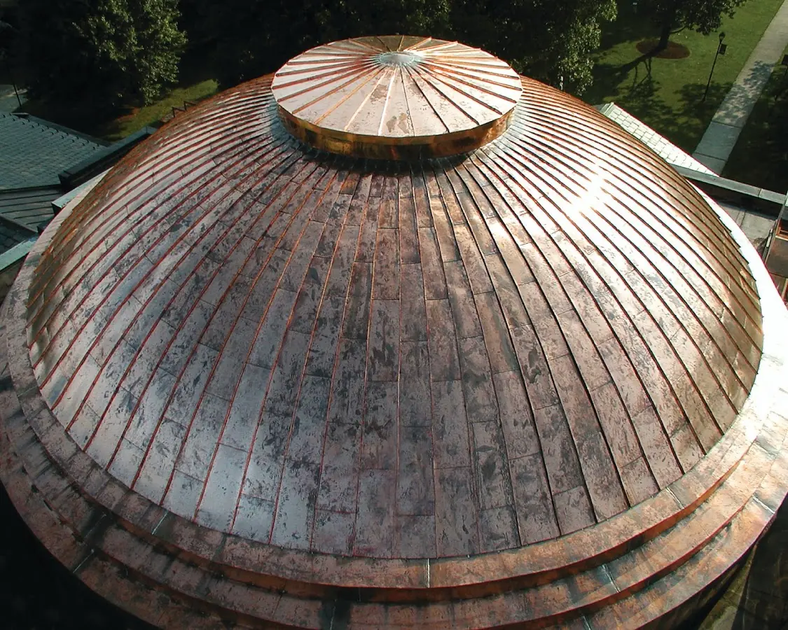 Craftsman Roofing crew installing a new roof in Leeward Park